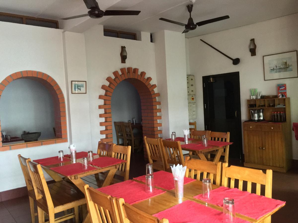 Homestead Hotel Kottayam Esterno foto